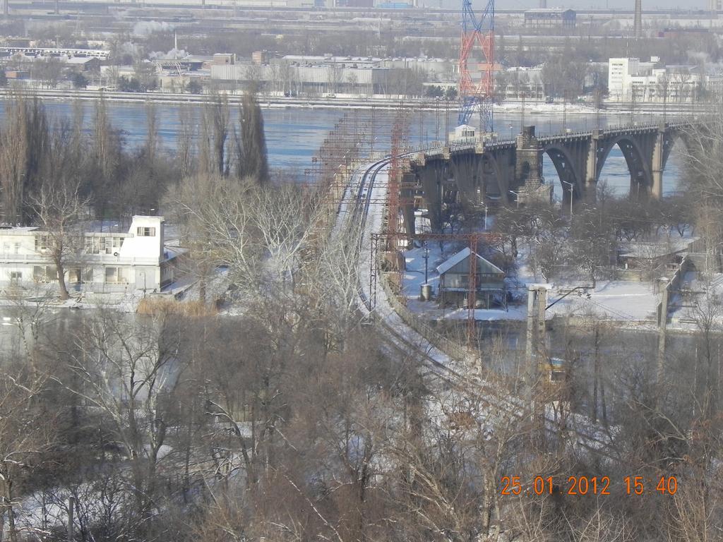 Rassvet Hotel Dnyipropetrovszk Kültér fotó